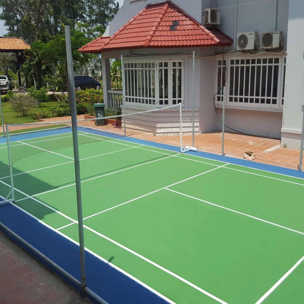 Tại sao nên thi công sơn Epoxy sân cầu lông?